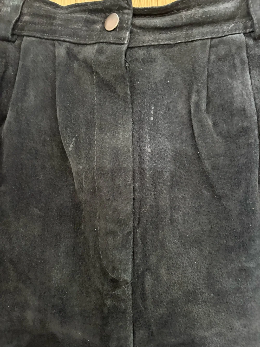 Dont Stop Classic Vintage Suede Pleated Shorts Black High Rise 14 Retro